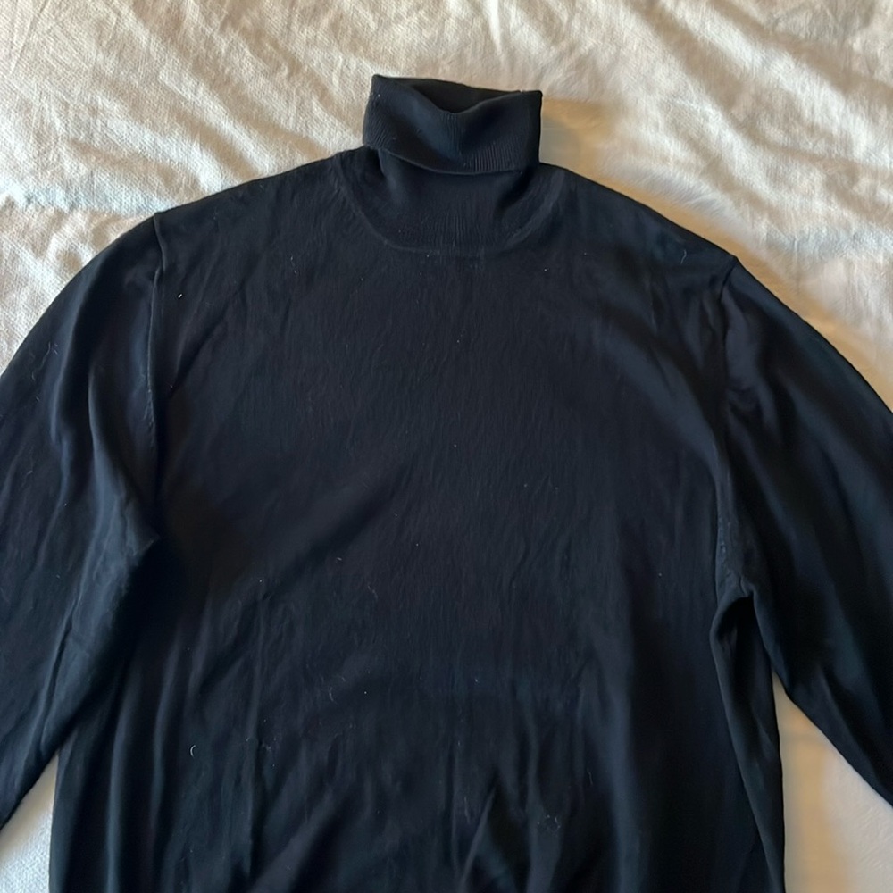 Alan Paine England merino black turtleneck UK 44 Eur 52 100% merino wool